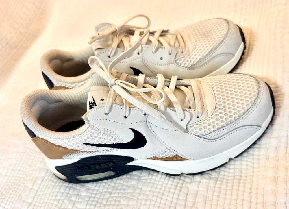 Nike Air Max Excee Phantom Metallic Gold Womens Sneakers Size 8